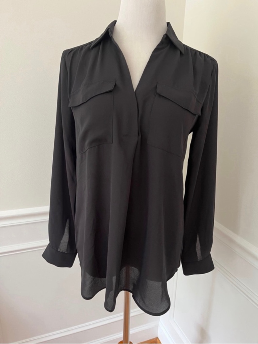 Ann Taylor Black Blouse Size Small Oversized Fit Sheer Lightweight